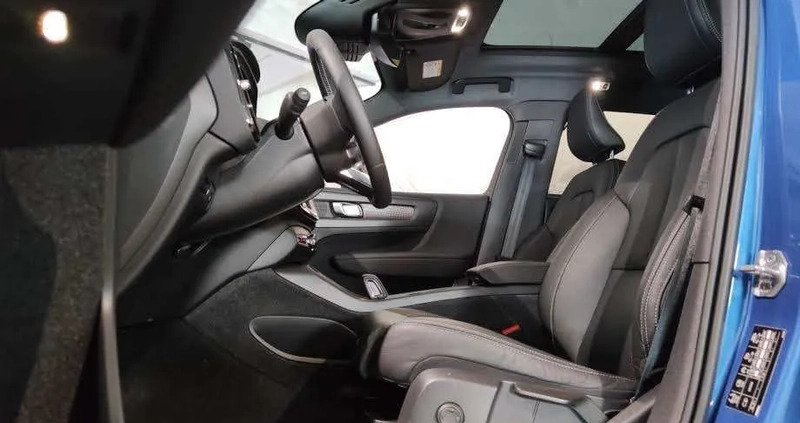 Volvo XC 40 cena 144600 przebieg: 92860, rok produkcji 2020 z Krzyż Wielkopolski małe 466